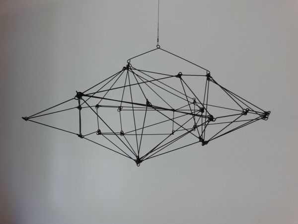Geometric wire sculpture examples5