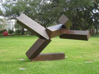 Joel Shapiro Sculpture15