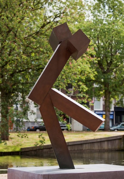 Joel Shapiro Sculpture23